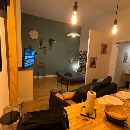 קרקסון Charmant Appartement Climatise Aux Pieds De La Cite מראה חיצוני תמונה